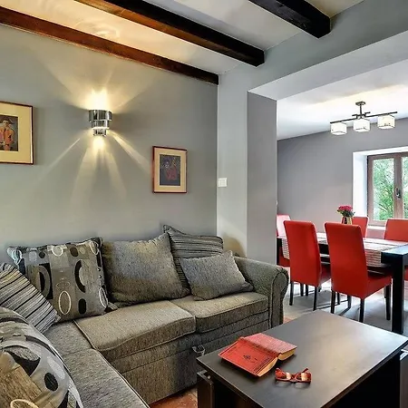 Holiday home Br Liznjan